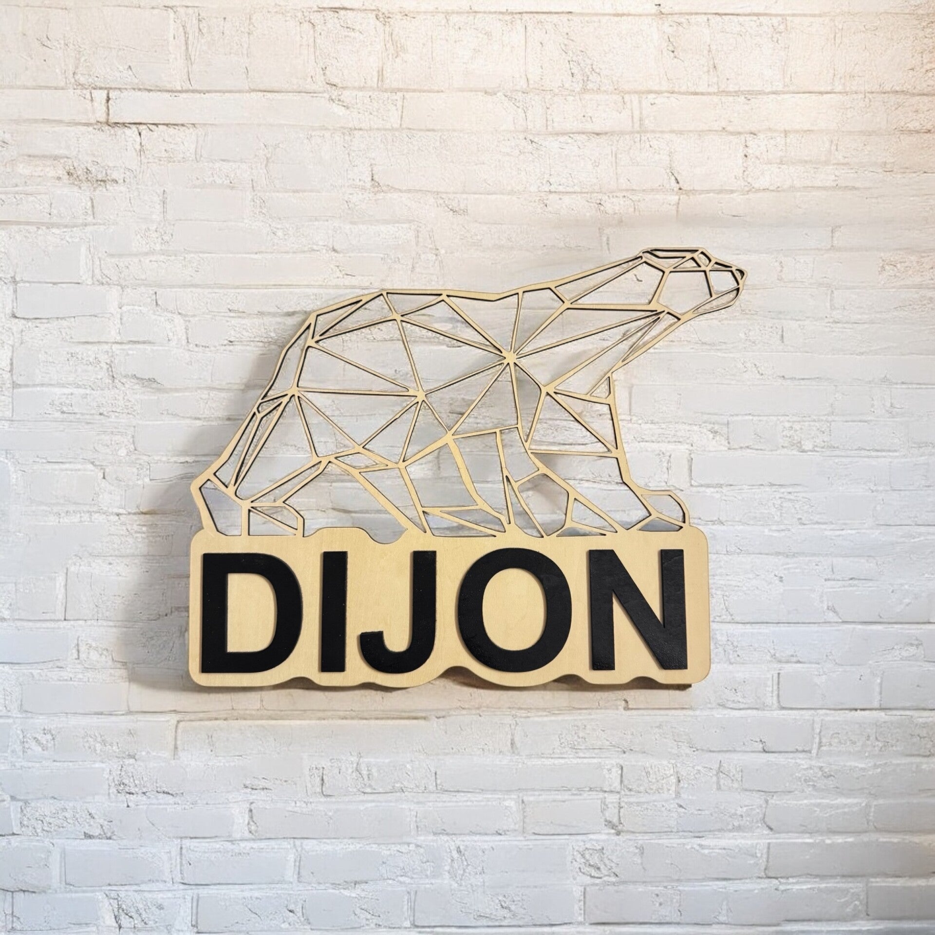 Décoration murale géométrique ours Pompon en bois gravé dijon