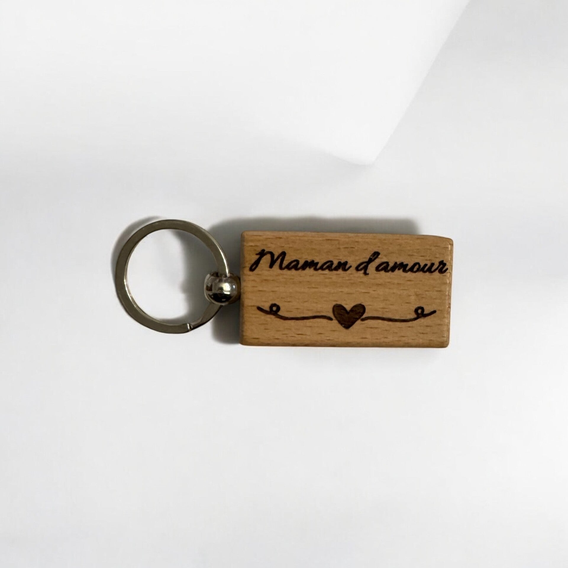 Porte-clé en bois gravé personnalisé