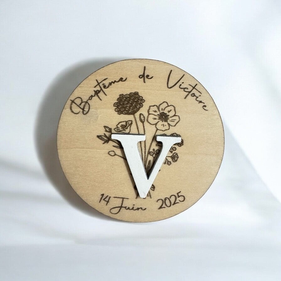 Magnet personnalisé "Initiale Fleurie" – Cadeau unique pour Baptême & Communion