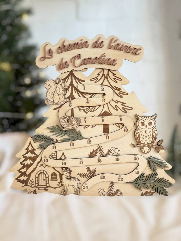 Calendrier de l’Avent personnalisé en bois – Le Chemin de la Forêt enchantée