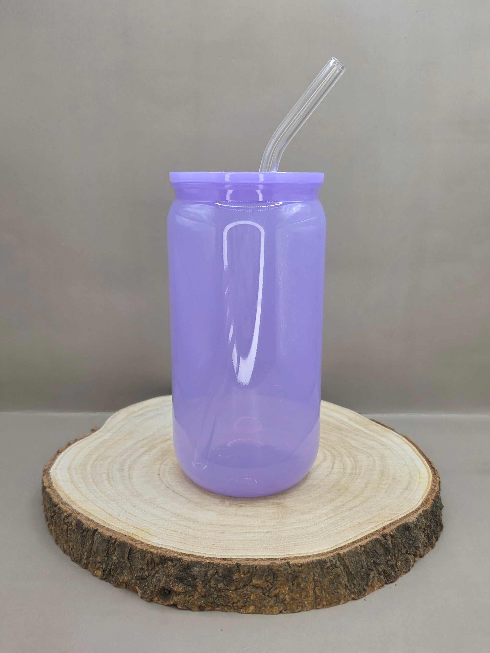 Trinkbecher Plastik mit Strohhalm