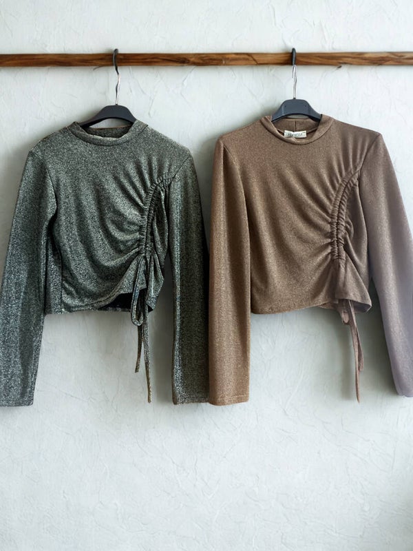 Maglia con arricciatura