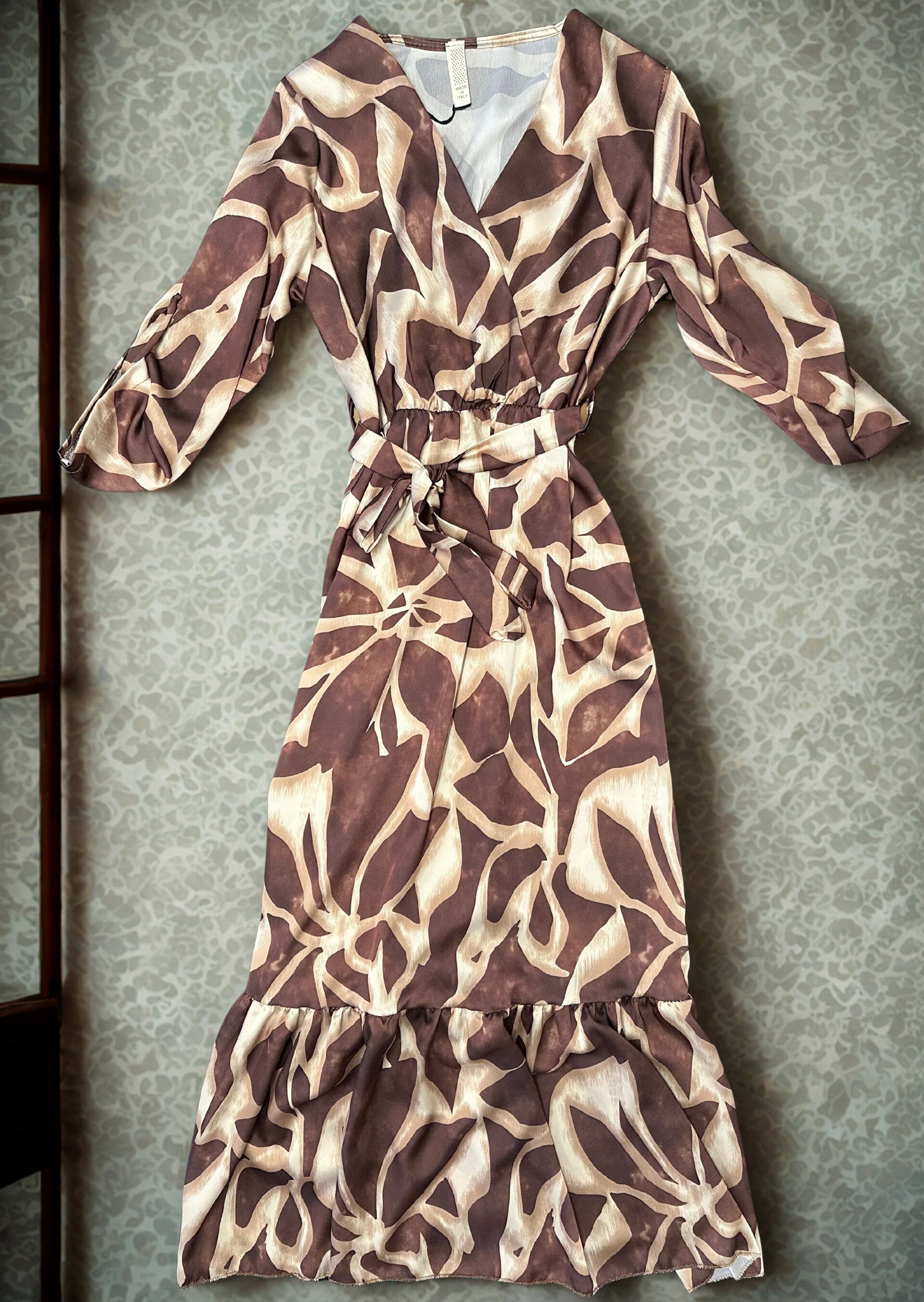 Vestito maculato marrone scollo incrocio