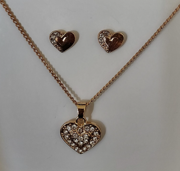 setje ketting en oorbellen hart goud