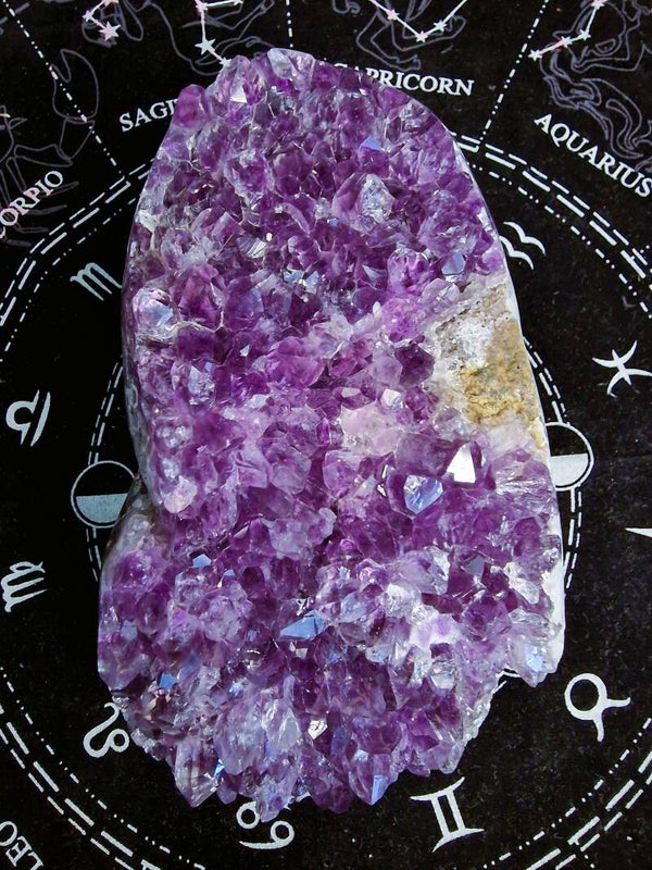 Große Amethyst Druse AA Qualität aus Uruguay 1460 Gramm