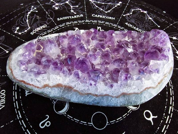 Große Amethyst Druse AA Qualitätaus Uruguay 2080 Gramm