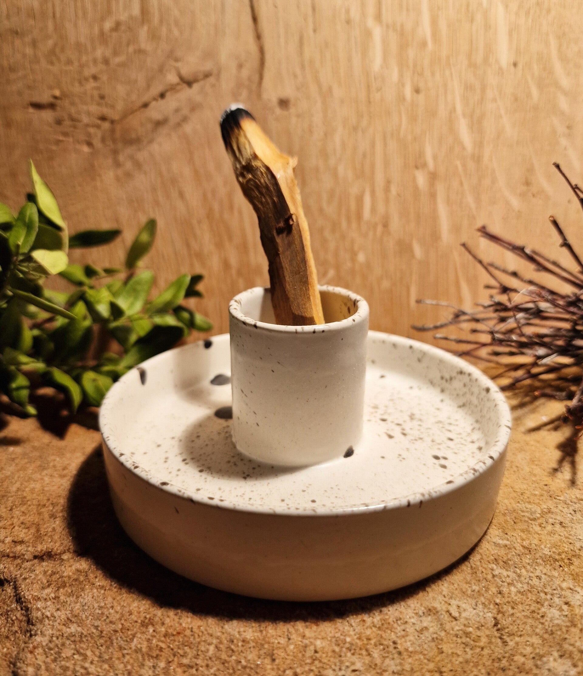 Halter aus Keramit für Palo Santo Weiß gefleckt