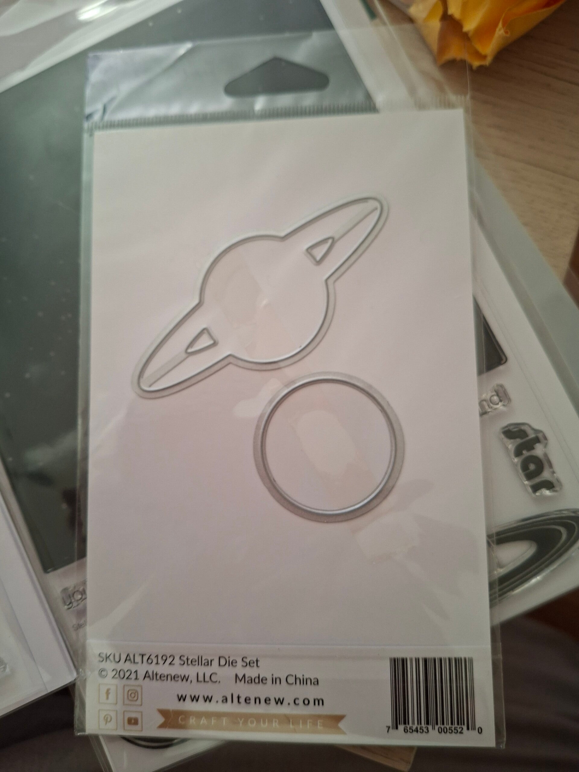 Altenew Stellar Set, Stempel und Stanzen