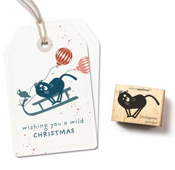 Cats on appletrees Friedegunde rennend