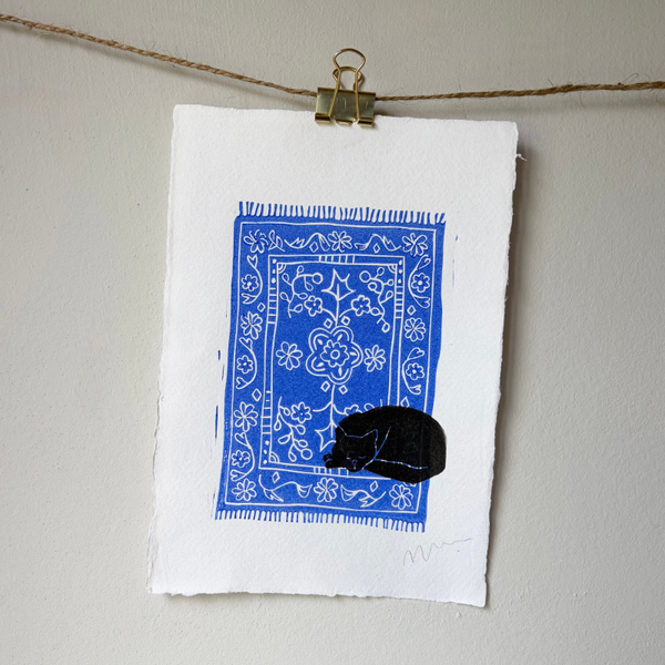 Lino print - cat on rug blue A5