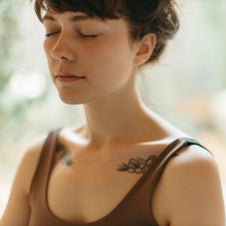 Femme détendue