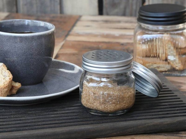 Suikerstrooier - met Extra Deksel -