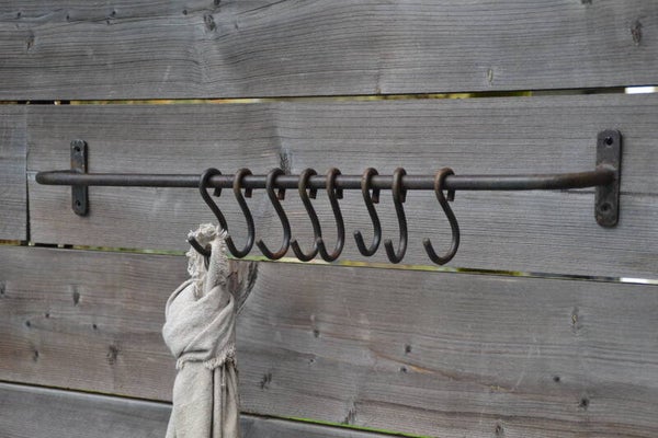 Wandkapstok -Robuust 8 haak- smeedijzer