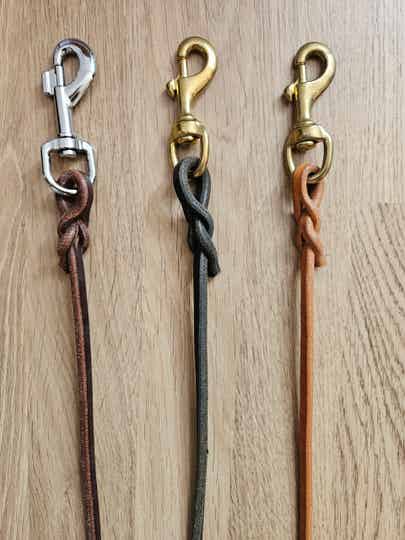 Lederleine mit Karabiner