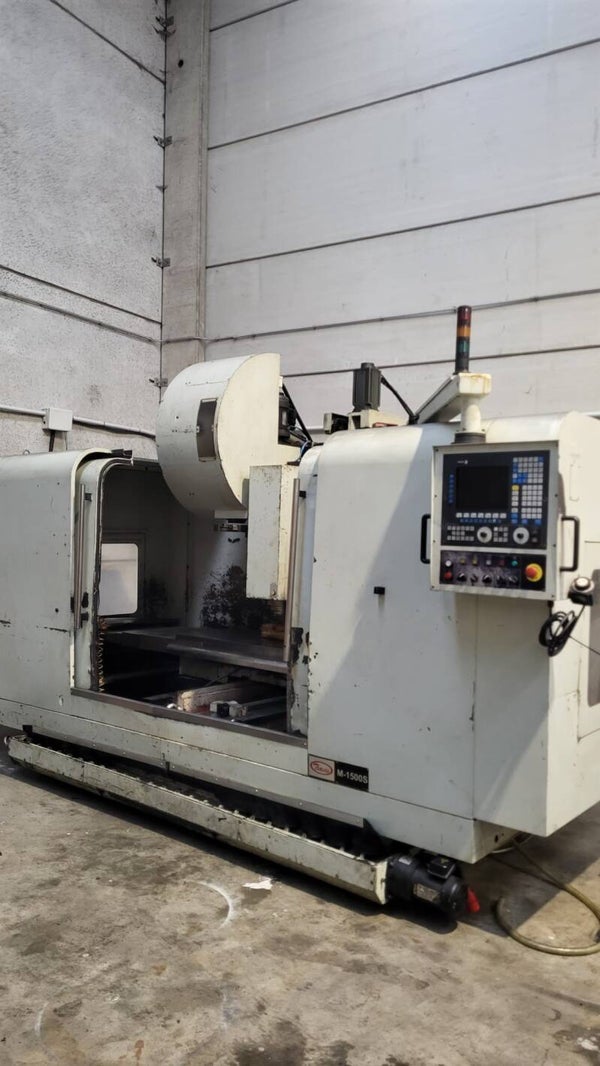 Centro de mecanizado TRAVIS modelo  M1500S.