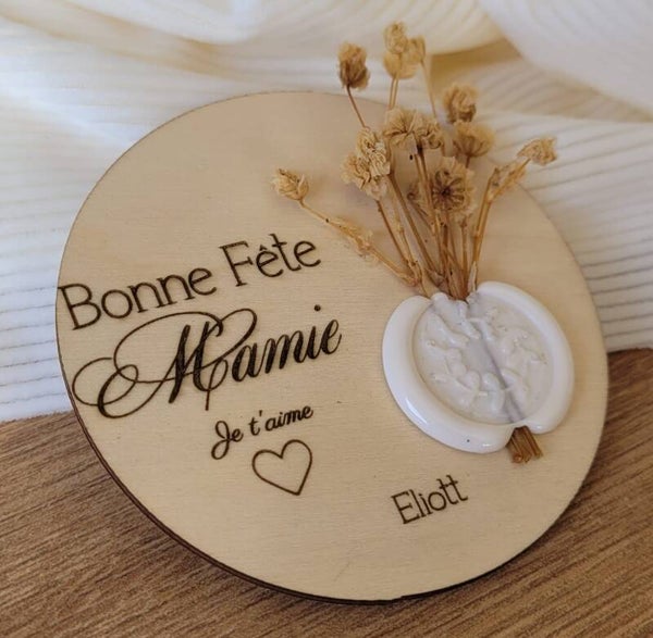 Magnet personnalisé en bois avec gypsophile