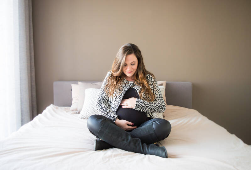 Lisa van Geenen Fotografie, Zwangerschapsfotograaf Limburg, zwangerschapsfotografie, zwangerschap, fotografie