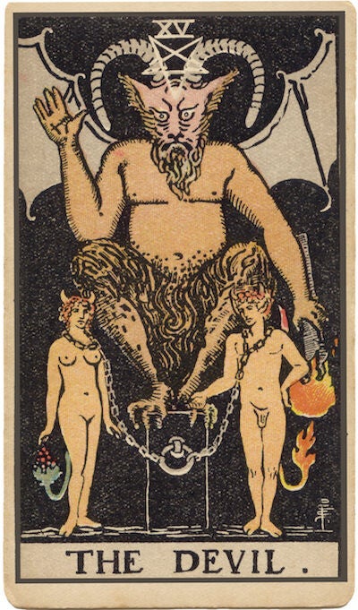 Carta de El Diablo del Tarot. Una figura demoníaca sobre un pedestal con dos personas encadenadas, que simboliza la adicción, las ataduras, la tentación y la dependencia.