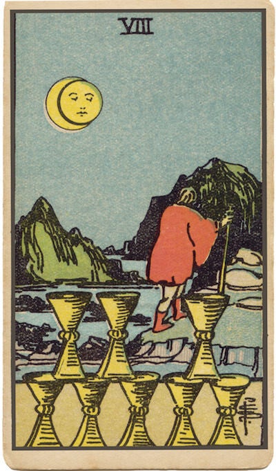 Carta de Ocho de Copas. Una persona se aleja de ocho copas, que simboliza el abandono, el viaje, la búsqueda y el cambio.