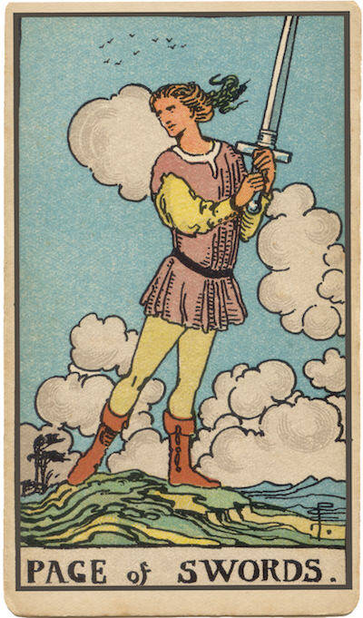 Carta de Sota de Espadas. Un joven sostiene una espada, que simboliza la curiosidad, la comunicación, la verdad y el deseo de aprender.