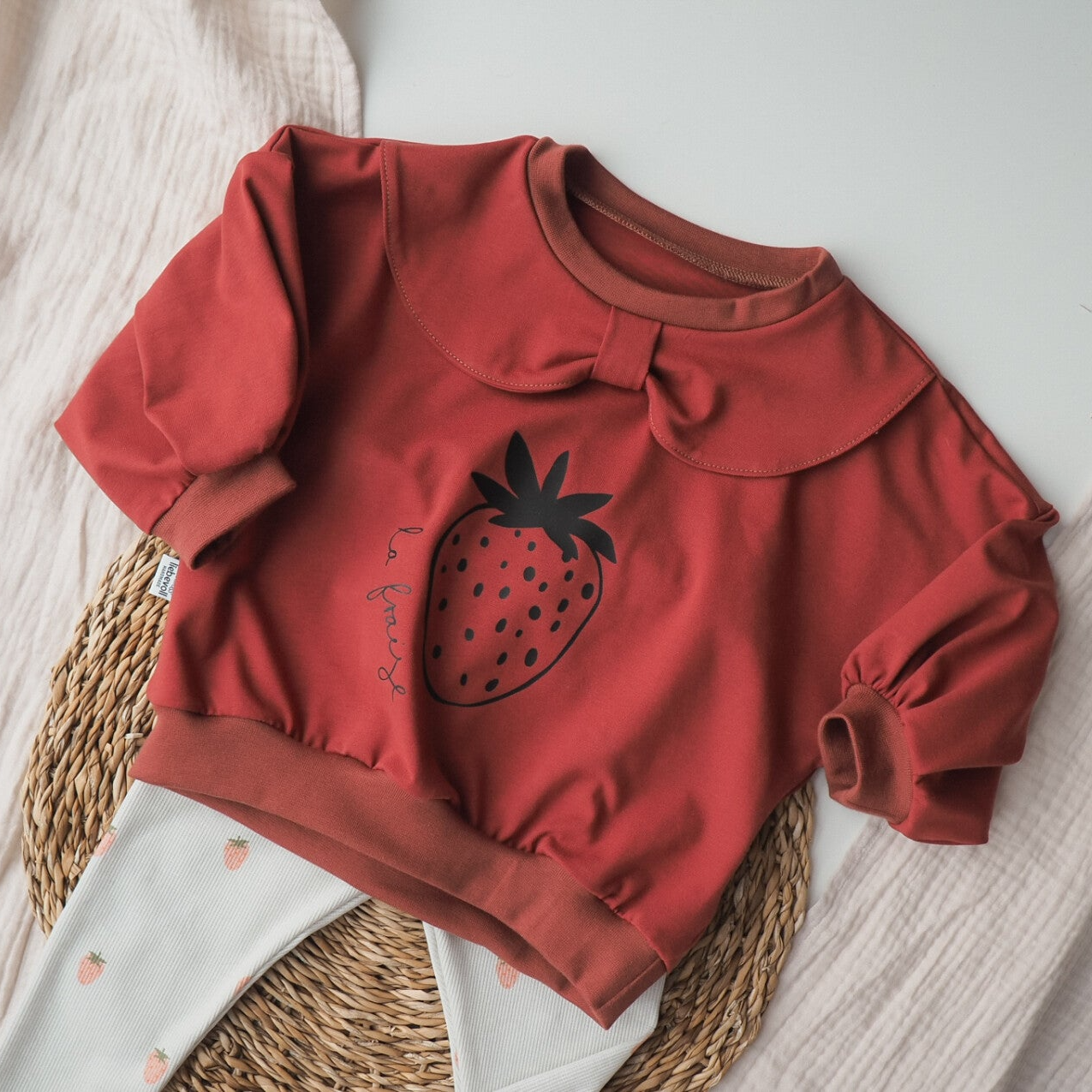 Vintage Sweater • La Fraise • mit statement print