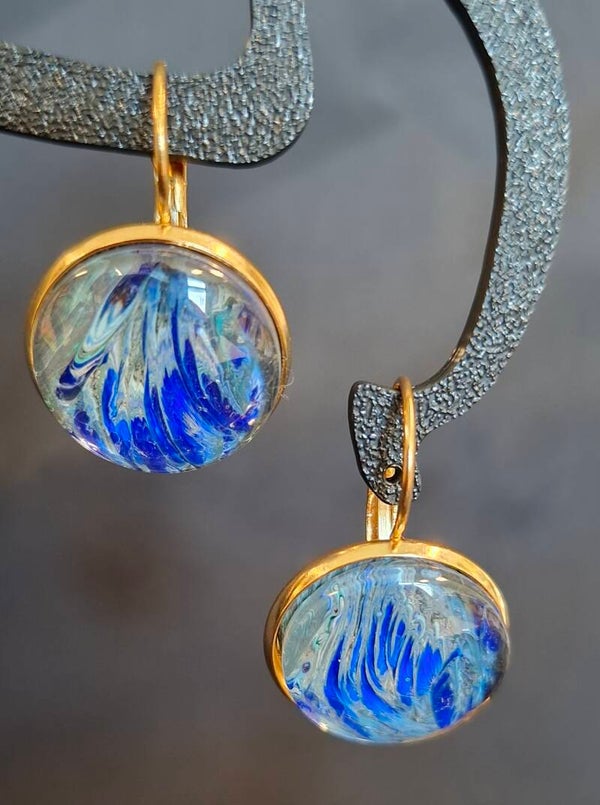 Oorbellen 'Spetter' licht en donkerblauw