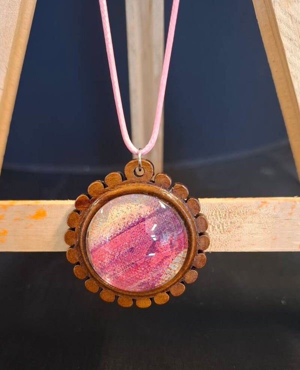Ketting boho hout paars/roze