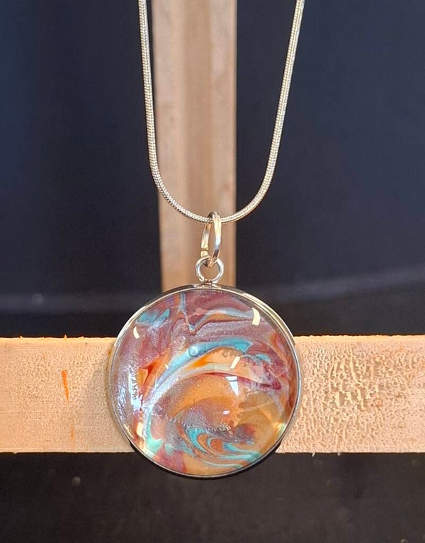 Ketting zilver rond okergeel/turkoois/rood
