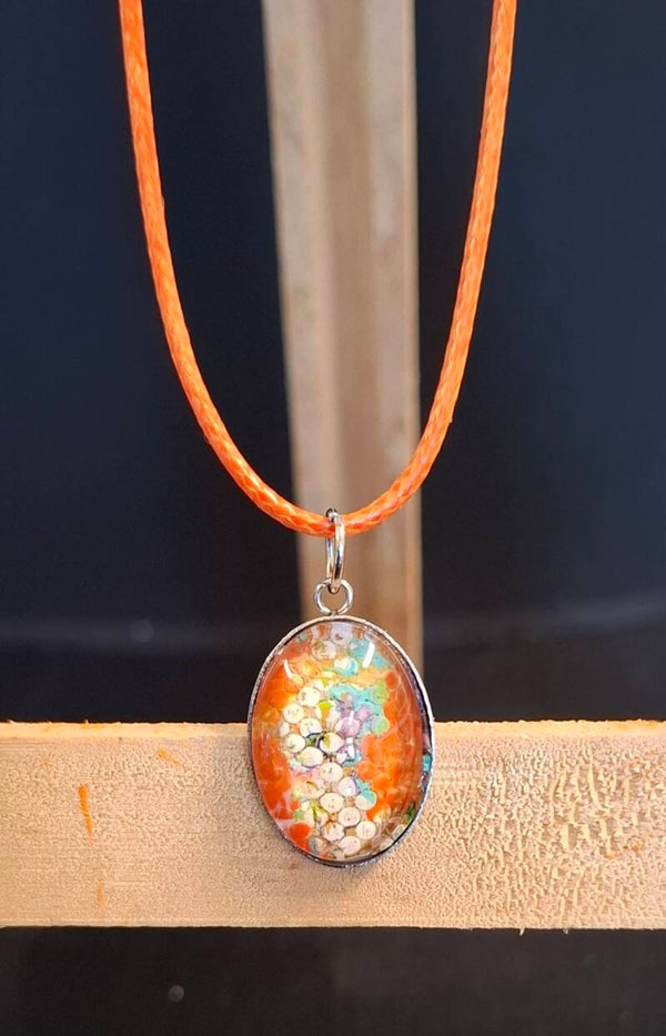 Ketting zilver ovaaltje oranje/turkoois/ wit