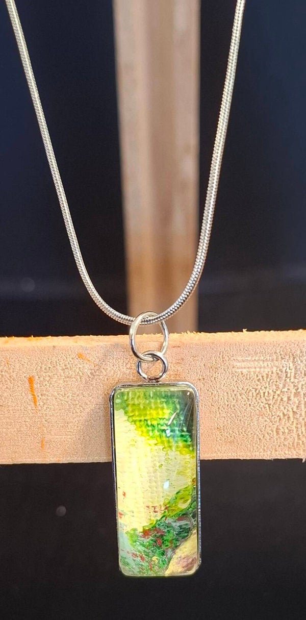 Ketting zilver staafje groen/geel