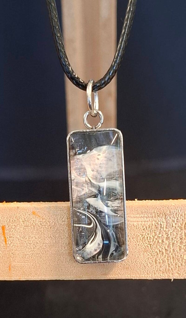 Ketting zilver staafje zwart/wit
