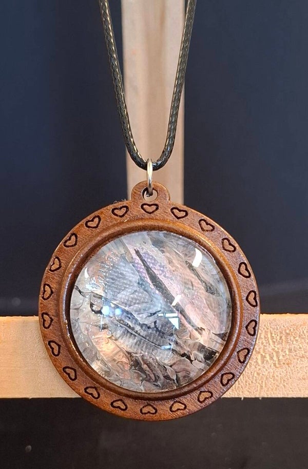 Ketting boho hout rond zwart/wit/roze