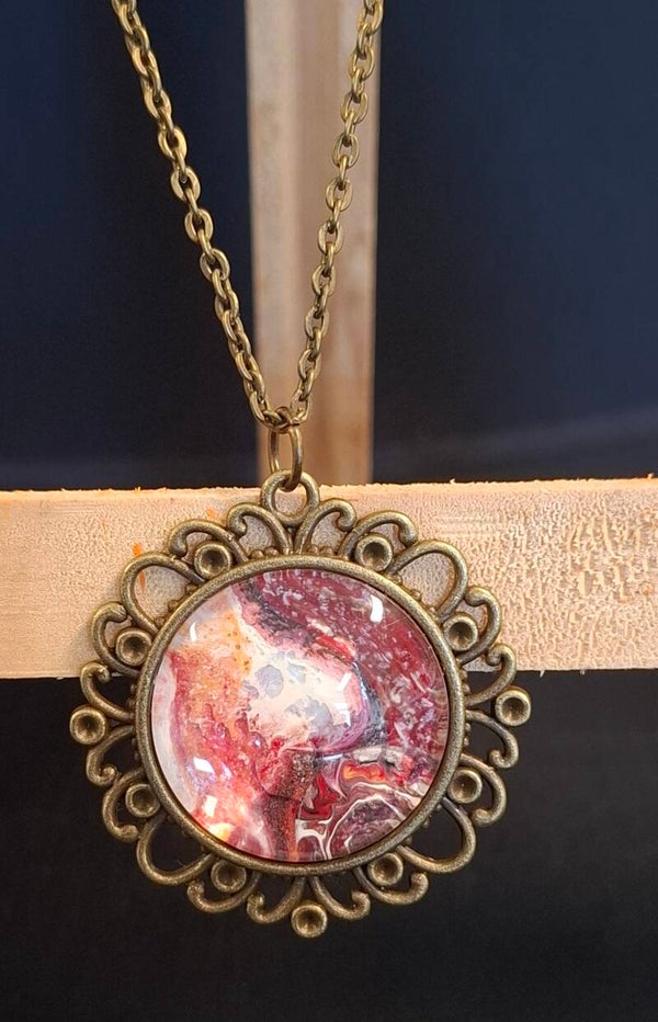Ketting bloem vintage rood/zwart/wit