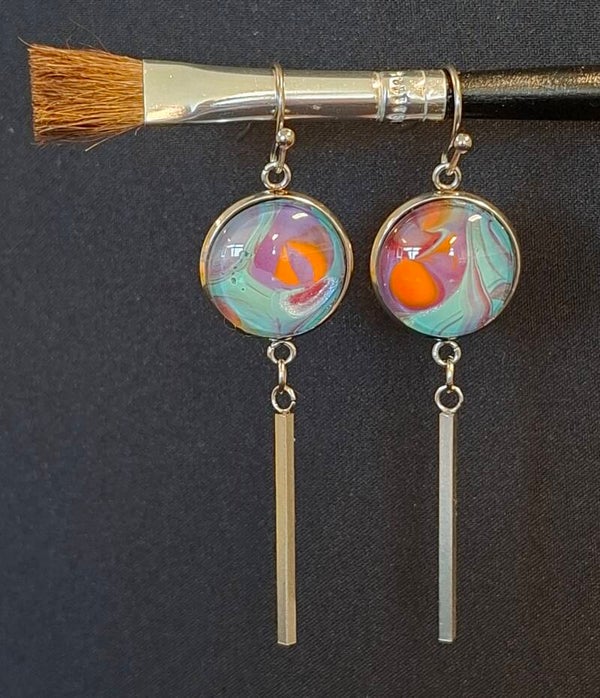 Oorbellen 'Staafje' turkoois/oranje/lila