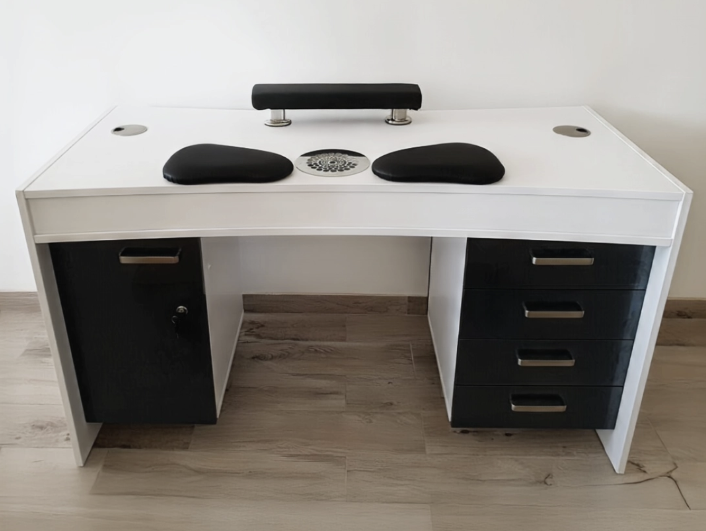 LS Beauty Premium Design nageltafel met afzuiging