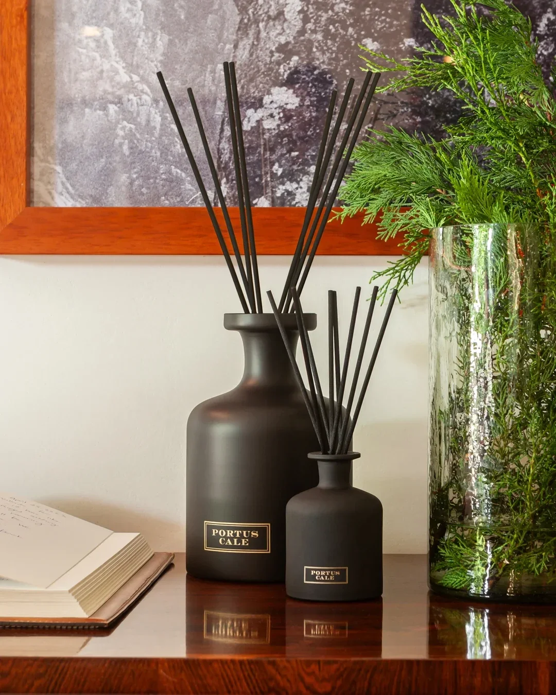 Flacon Diffuseur Ruby Red 2 L  Disponible sur commande – prévoir un délai pouvant aller jusqu’à 15 jours.
