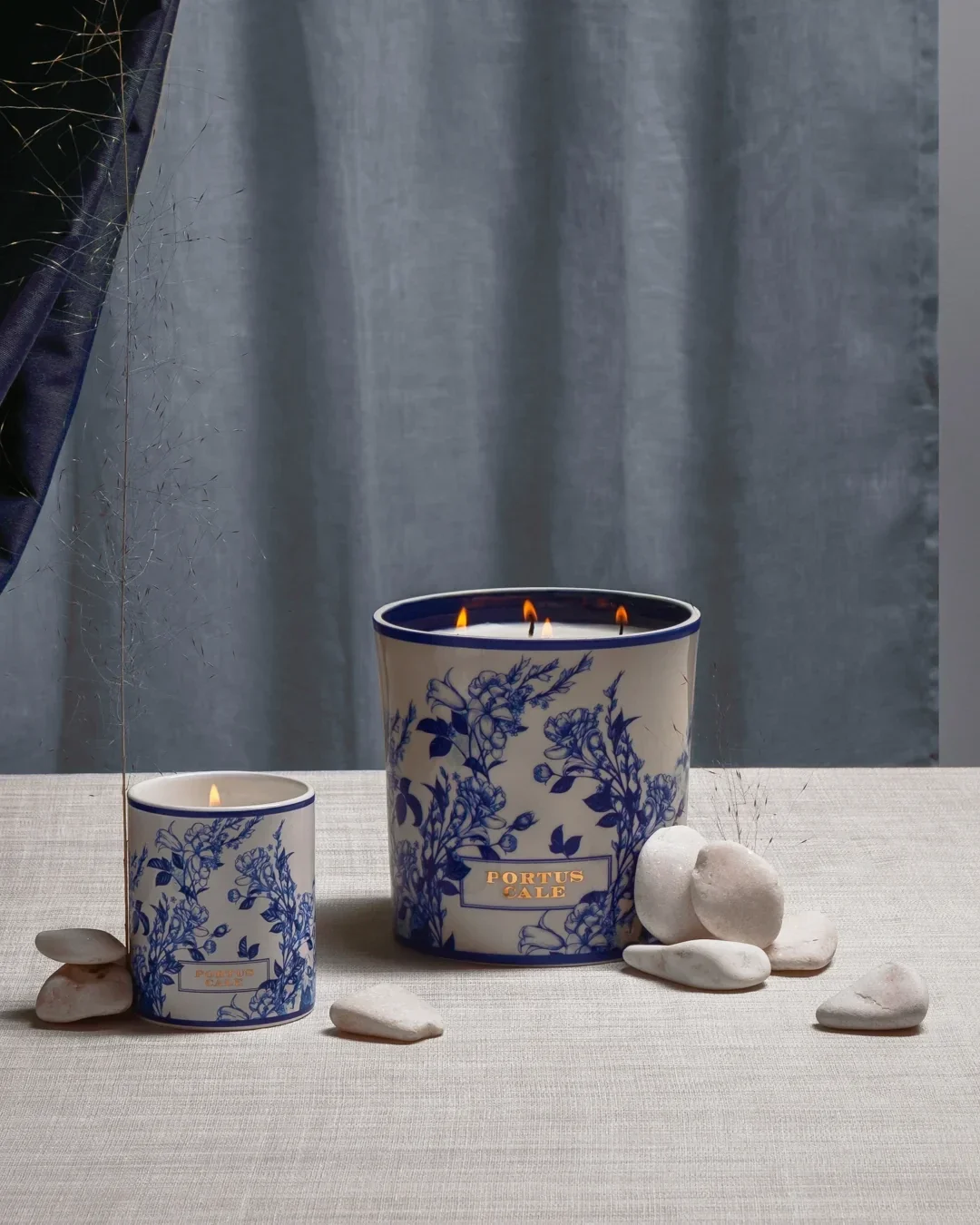 Bougie Aromatique 4 Mèches Gold & Blue  Disponible sur commande – prévoir un délai pouvant aller jusqu’à 15 jours.