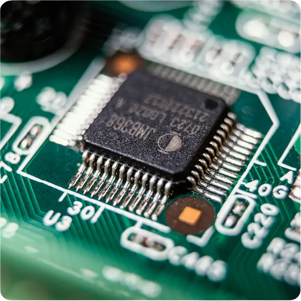 Hochreine Technologiemetalle und Elemente für Halbleiter, Elektronik und erneuerbare Energien – wichtige Rohstoffe für Digitalisierung, Energiewende und Hightech-Industrie.