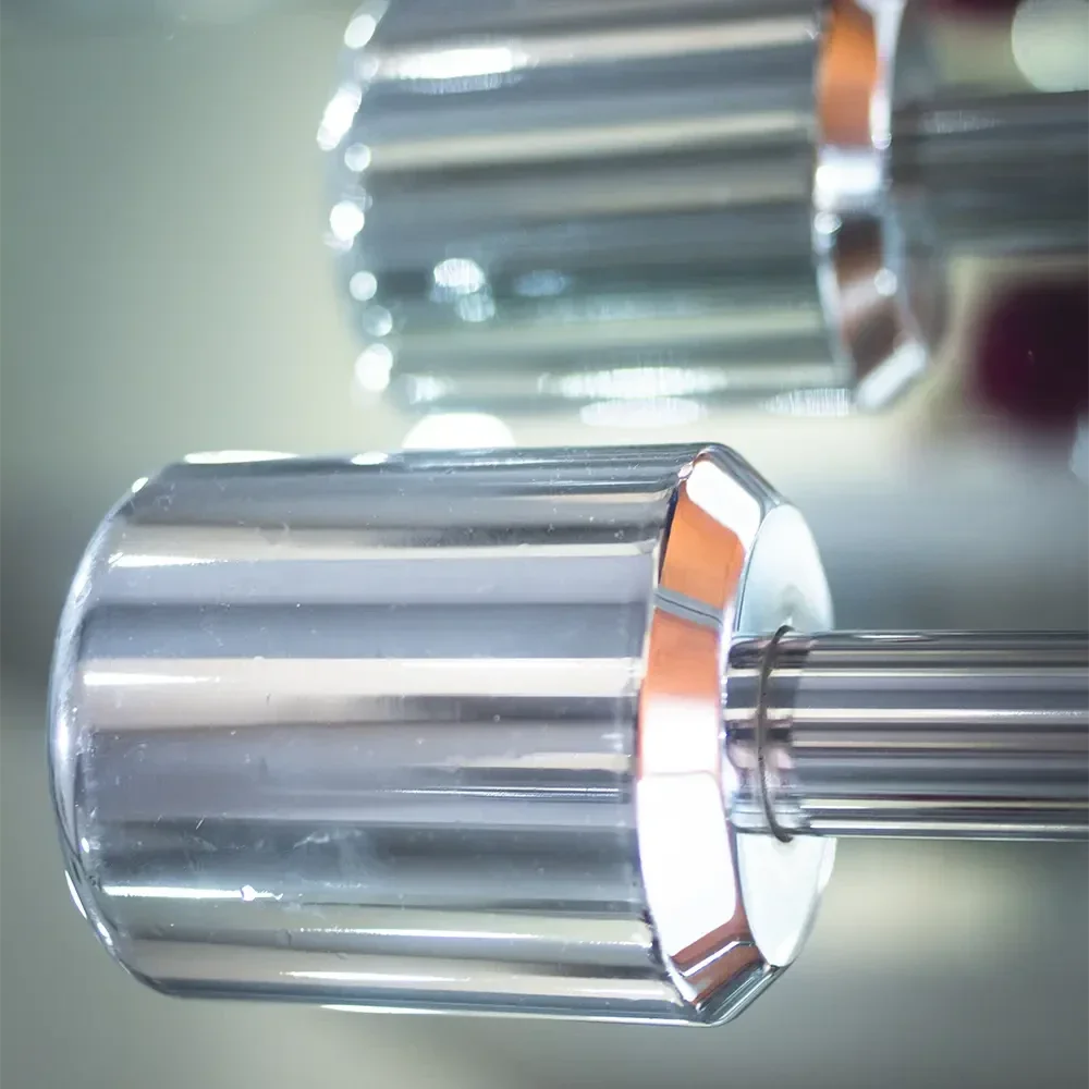 Dysprosium und Dysprosiumoxid als kritische Seltene Erden für Hochleistungsmagnete in Elektromotoren, Windkraft und moderner Technologie mit steigender Nachfrage.