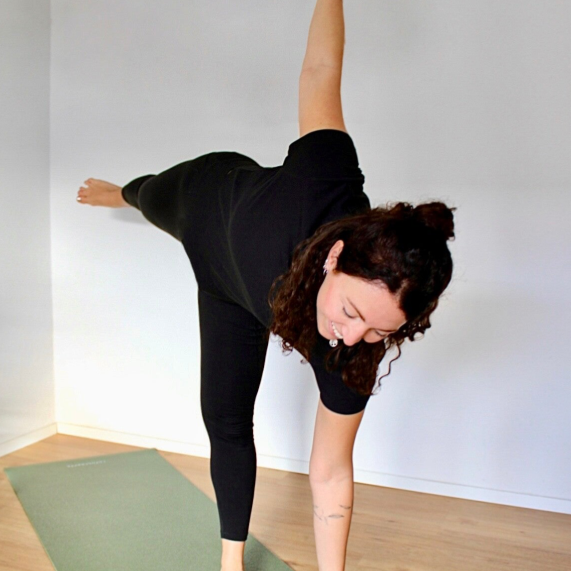 Halbmond Haltung Yogaflow
