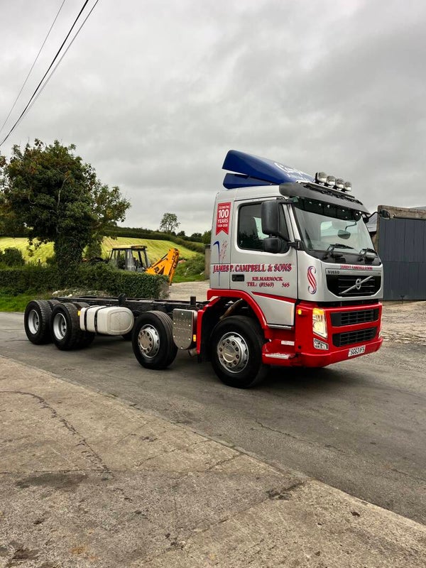 Volvo FM380 Chassis Cab