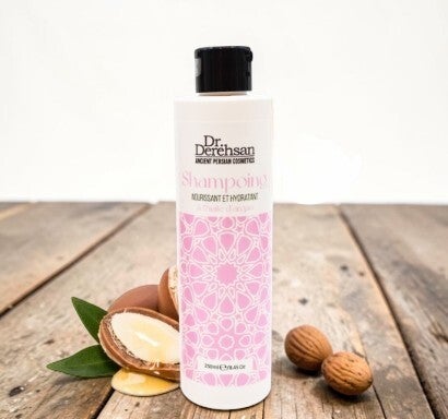 Shampoing Nourrissant & Hydratant - Cheveux secs, déshydratés, bouclés