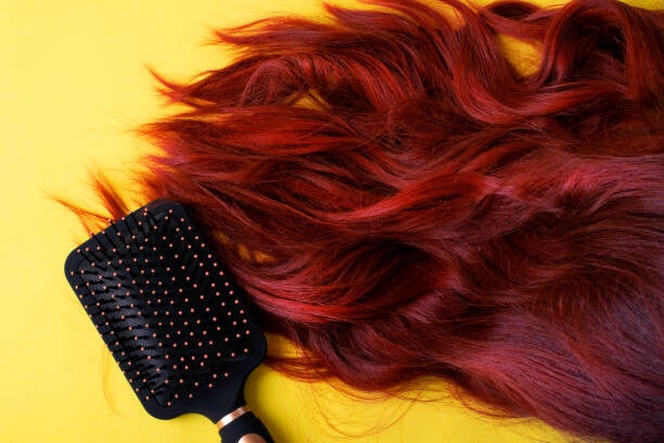 Henné Rouge Froid (Rosso Freddo) – Coloration Végétale 100 % naturelle Le Erbe di Janas, reflets rouges froids intenses et éclatants pour cheveux