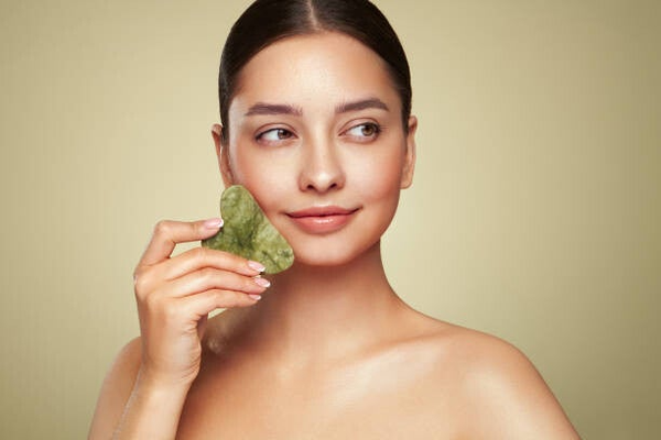 Gua Sha en Quartz rose & Jade Naturel