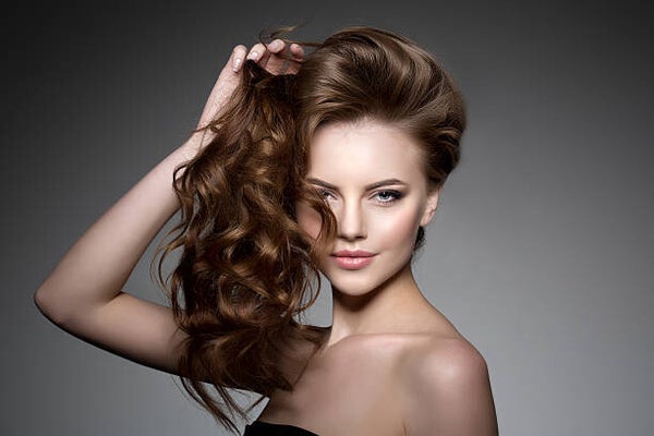 Cheveux souples et brillants
