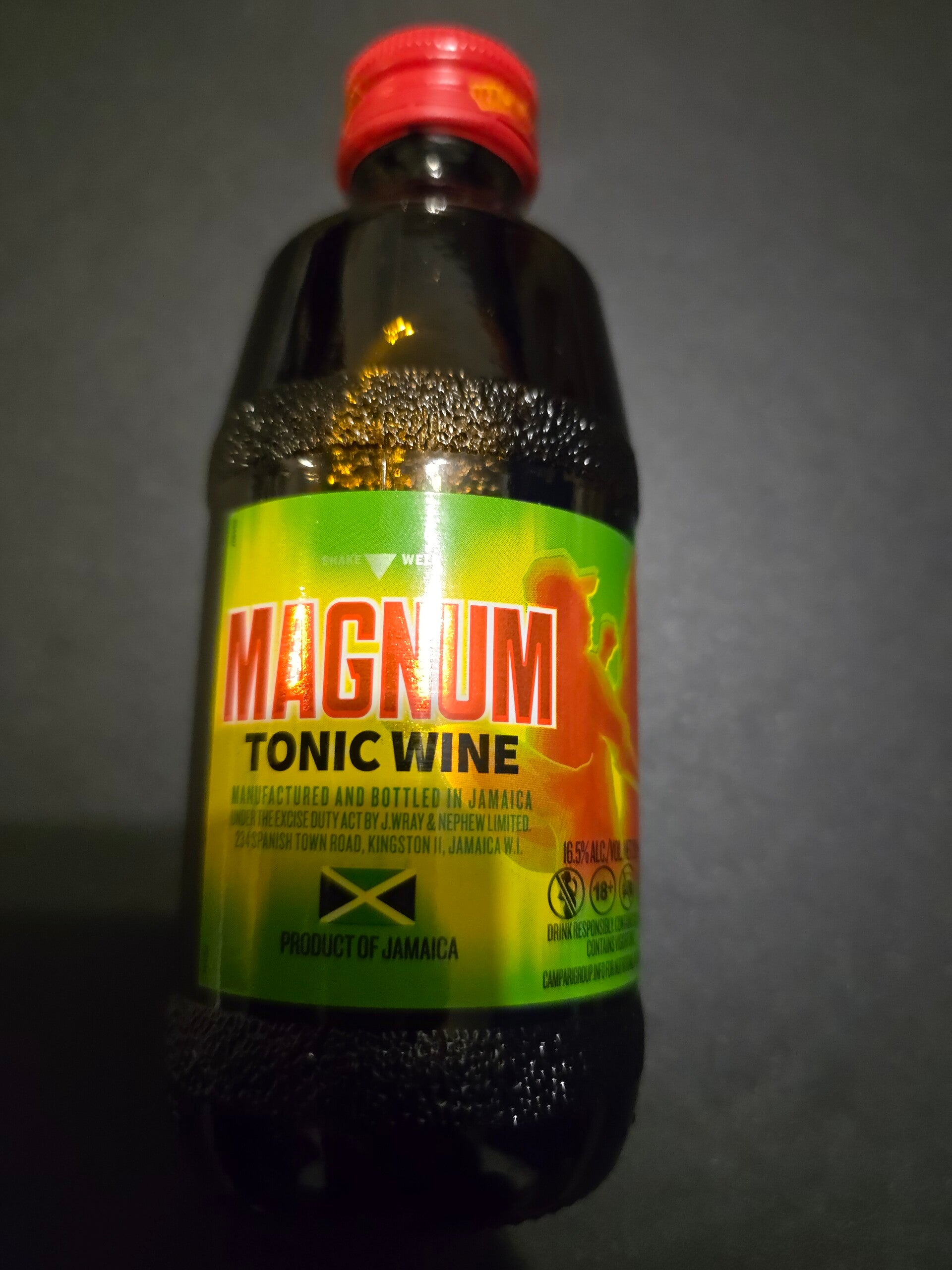 MAGNUM TONIC WINE