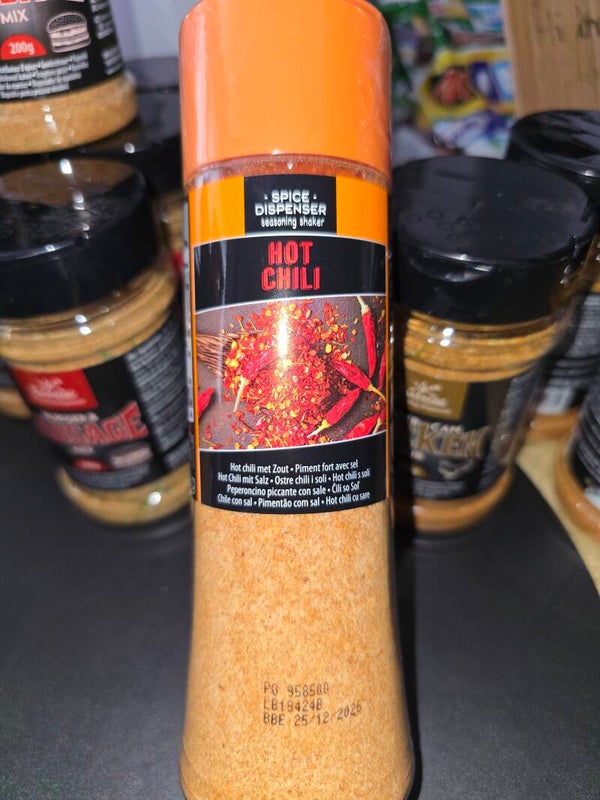 HOT CHILI