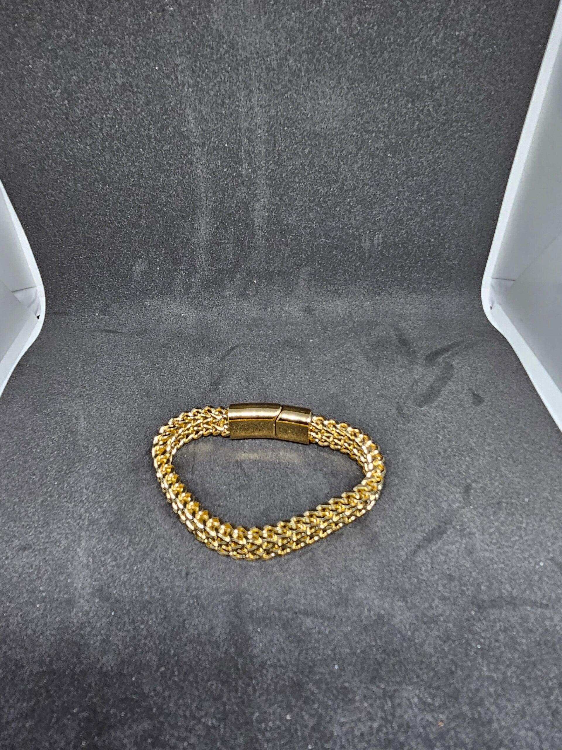 STAINLESS STEEL ARMBAND GOUD KLEUR