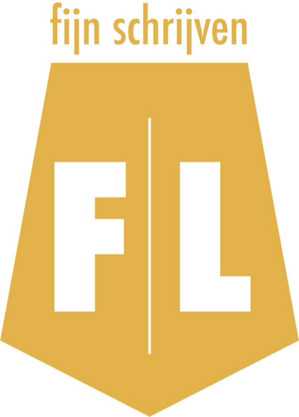 handen op toetsenbord laptop