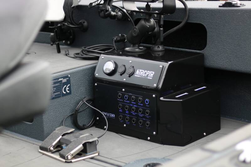 Bedienfeld für angler boot